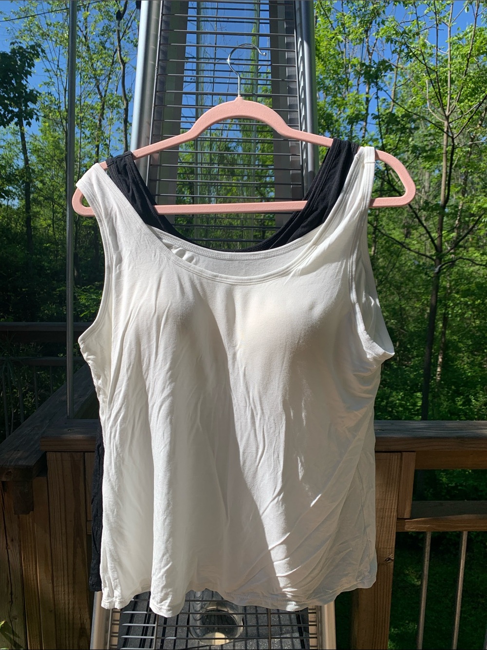 Everyday Scoop Neck Bra Tank Tops - 1 White 1 Black